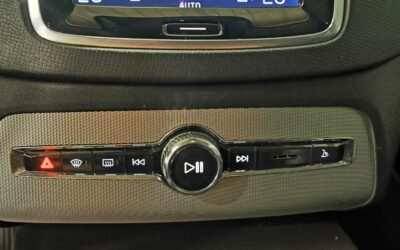 volvo_xc90-d5-awd-235-ch-geartronic-7pl_inscription_37