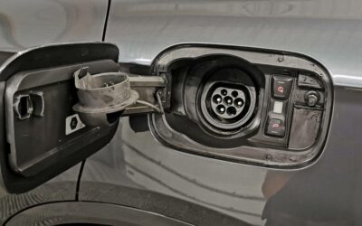 audi_q5-50-tfsie-299-s-tronic-7-quattro_avus_8