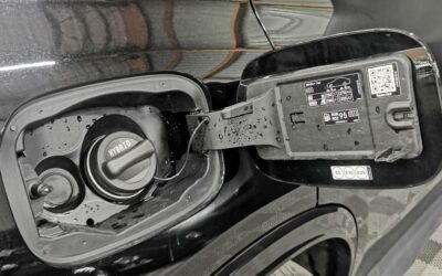 mercedes_glc-coupe-300-e-9g-tronic-4matic_amg-line_13