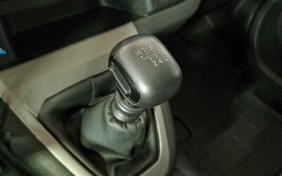 peugeot_traveller-standard-20-bluehdi-150ch-ss-bvm6_allure_37