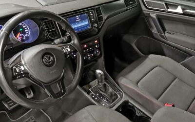 volkswagen_golf-sportsvan-14-tsi-125-bmt-dsg7_sound_13