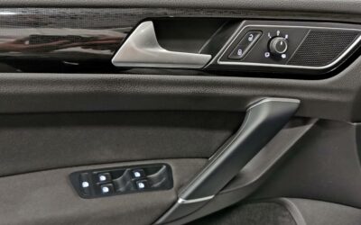 volkswagen_golf-sportsvan-14-tsi-125-bmt-dsg7_sound_17