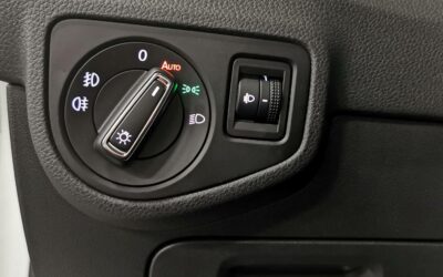 volkswagen_golf-sportsvan-14-tsi-125-bmt-dsg7_sound_20