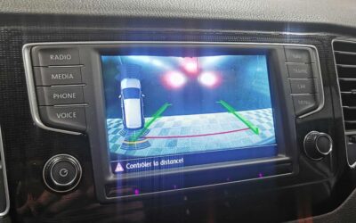 volkswagen_golf-sportsvan-14-tsi-125-bmt-dsg7_sound_27