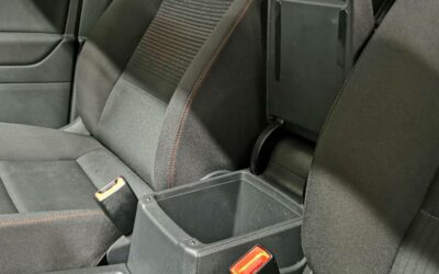 volkswagen_golf-sportsvan-14-tsi-125-bmt-dsg7_sound_38