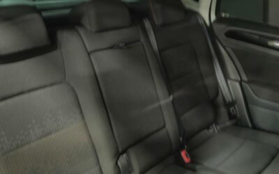 volkswagen_golf-sportsvan-14-tsi-125-bmt-dsg7_sound_44