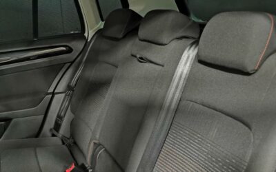 volkswagen_golf-sportsvan-14-tsi-125-bmt-dsg7_sound_48