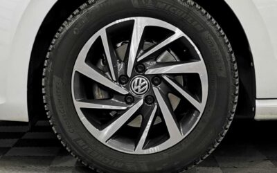 volkswagen_golf-sportsvan-14-tsi-125-bmt-dsg7_sound_9