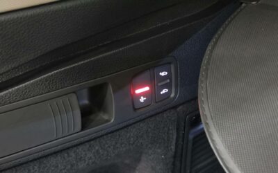 audi_q5-50-tfsie-299-s-tronic-7-quattro_avus_25