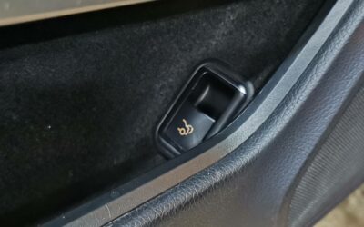 mercedes_classe-e-coupe-220-bluetec_executive-a_26