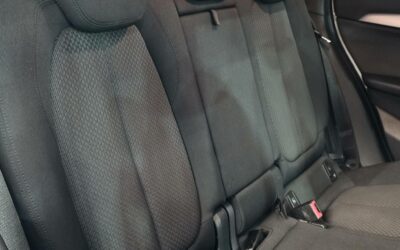 bmw_x1-sdrive-18d-150-ch-bva8_business-design_20