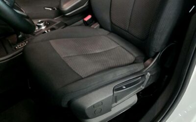 bmw_x1-sdrive-18d-150-ch-bva8_business-design_39