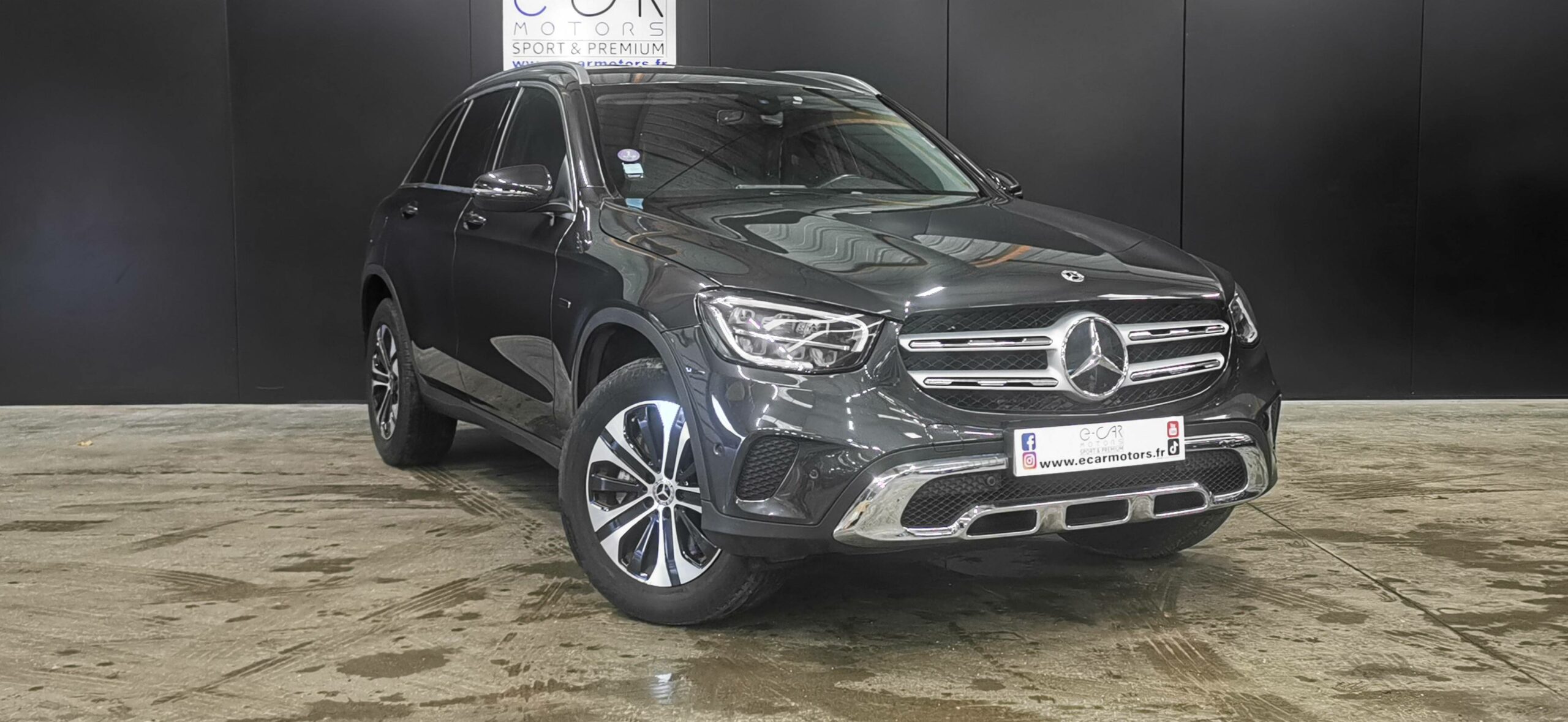 mercedes_glc-300-e-eq-power-9g-tronic-4matic_business-line_53