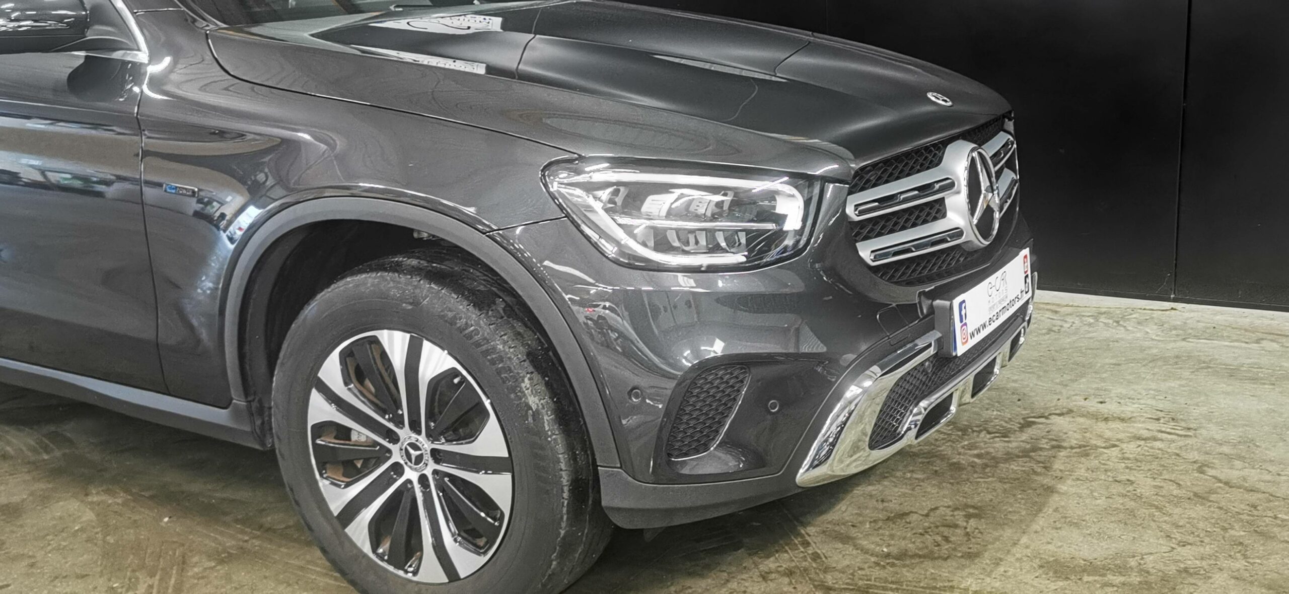mercedes_glc-300-e-eq-power-9g-tronic-4matic_business-line_54